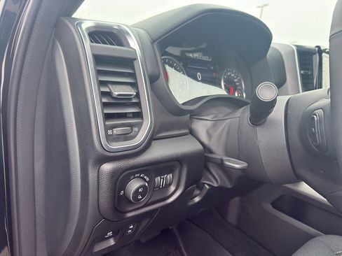 New 2026 RAM 1500 Big Horn AWD/4WD image 14