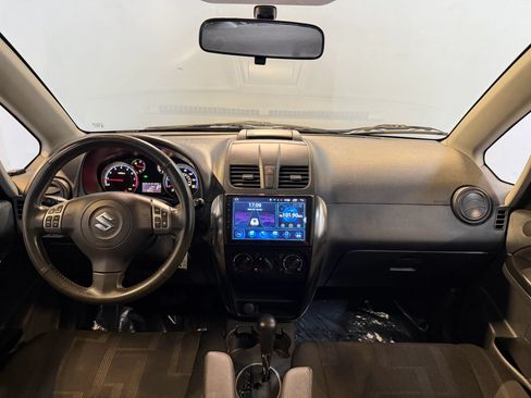 Used 2011 Suzuki SX4 AWD Hatchback image 30