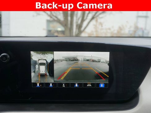 Used 2024 Buick Encore GX Avenir w/ Avenir Technology Package image 10