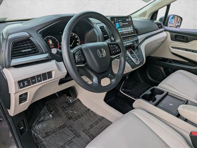Used 2026 Honda Odyssey EX-L image 13
