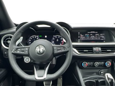 New 2025 Alfa Romeo Stelvio Sprint w/ Convenience Package AWD/4WD image 43