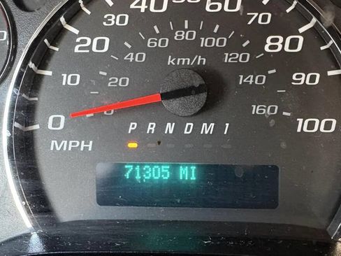 Used 2015 Chevrolet Express 2500 image 6