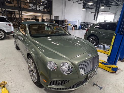 Used 2016 Bentley Continental GT image 6