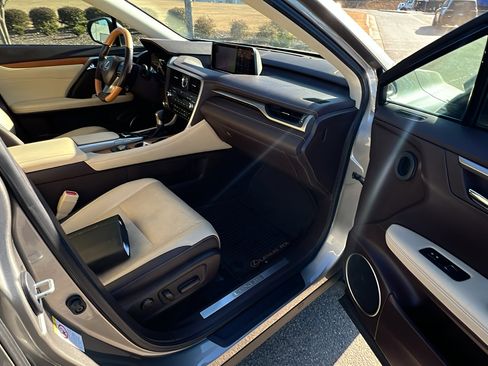 Used 2017 Lexus RX 350 FWD image 21