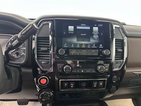 Used 2024 Nissan Titan Platinum Reserve w/ Moonroof Package AWD/4WD image 28