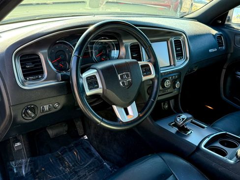 Used 2013 Dodge Charger SXT Plus image 10