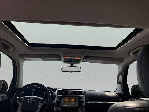 Used 2013 Toyota 4Runner Limited AWD/4WD image 18