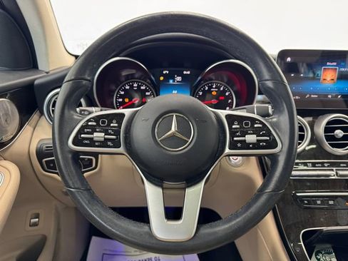 Used 2022 Mercedes-Benz GLC 300 GLC 300 image 24