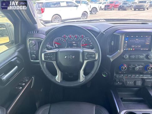 Used 2021 Chevrolet Silverado 1500 LT Trail Boss w/ Convenience Package II AWD/4WD image 26