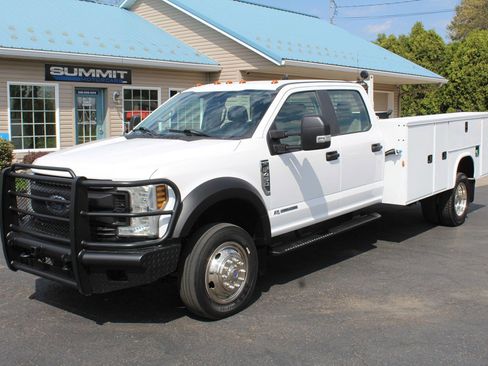 Used 2018 Ford F450 XL w/ Power Equipment Group AWD/4WD image 1