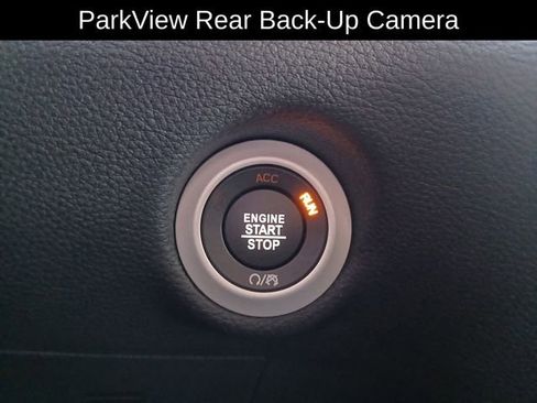 New 2026 Chrysler Pacifica Select image 25