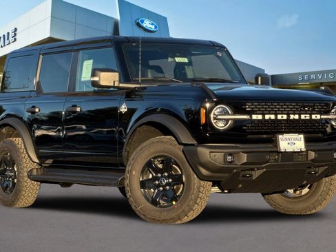 New 2025 Ford Bronco Outer Banks image 2