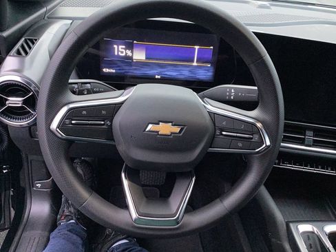 New 2026 Chevrolet Equinox EV LT image 11