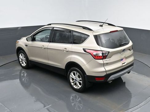 Used 2018 Ford Escape SE image 27