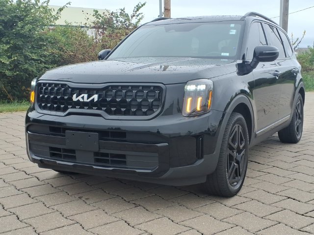 Used 2024 Kia Telluride EX X-Line AWD/4WD image 2
