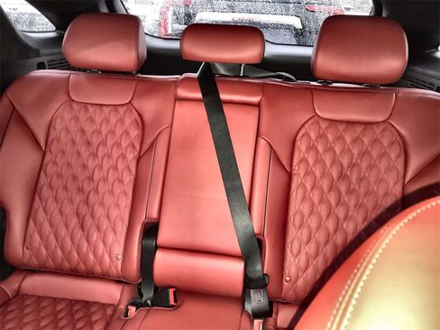 Used 2025 Genesis GV70 3.5T Sport w/ Sport Prestige Package image 23