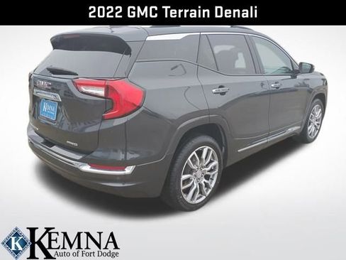 Used 2022 GMC Terrain Denali image 8