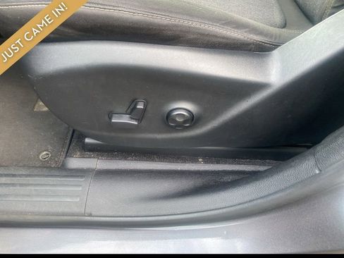 Used 2014 Jeep Cherokee Latitude w/ Comfort/Convenience Group AWD/4WD image 4