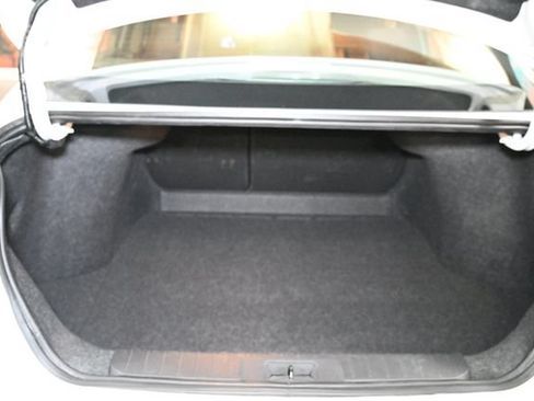 Used 2024 Nissan Sentra SV FWD image 47