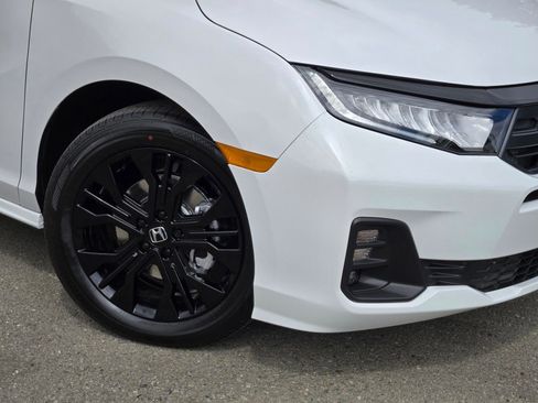 New 2026 Honda Odyssey Sport-L image 9
