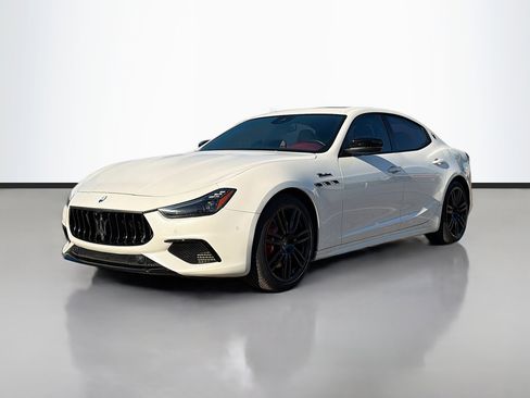 Certified 2022 Maserati Ghibli Modena image 7