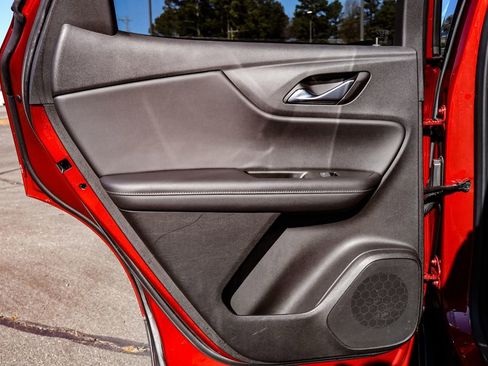 Used 2022 Chevrolet Blazer LT image 38