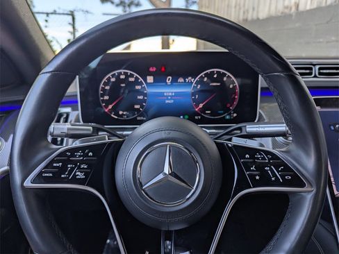 Used 2022 Mercedes-Benz S 580 S 580 w/ AMG Line Package image 21