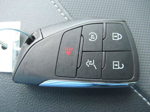 Used 2026 Chevrolet Traverse Z71 AWD/4WD image 33