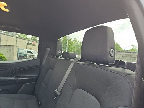 Used 2024 Chevrolet Colorado W/T RWD image 13