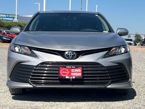 Used 2024 Toyota Camry LE w/ Convenience Package FWD image 11