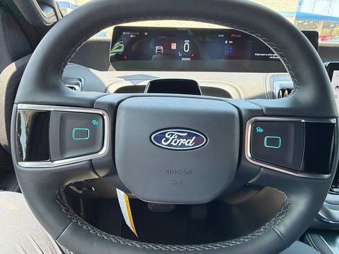 New 2027 Ford Expedition Max Platinum w/ Stealth Performance Package AWD/4WD image 6