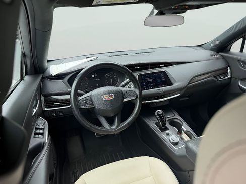 Used 2020 Cadillac XT4 Sport FWD image 19
