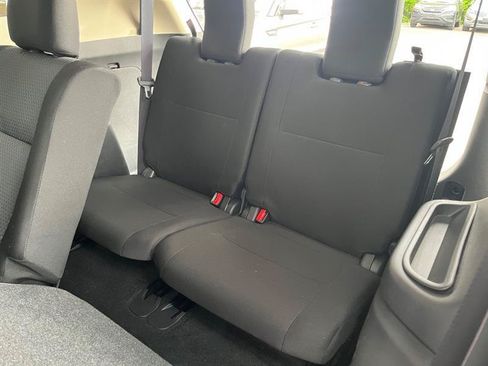 Used 2016 Mitsubishi Outlander SE AWD/4WD image 18
