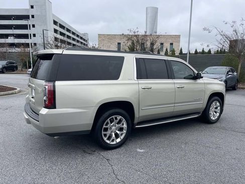 Used 2016 GMC Yukon XL SLT w/ Open Road Package image 6
