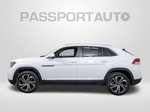 Used 2022 Volkswagen Atlas Cross Sport SEL AWD/4WD image 2