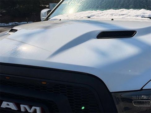 Used 2016 RAM 1500 Sport image 9