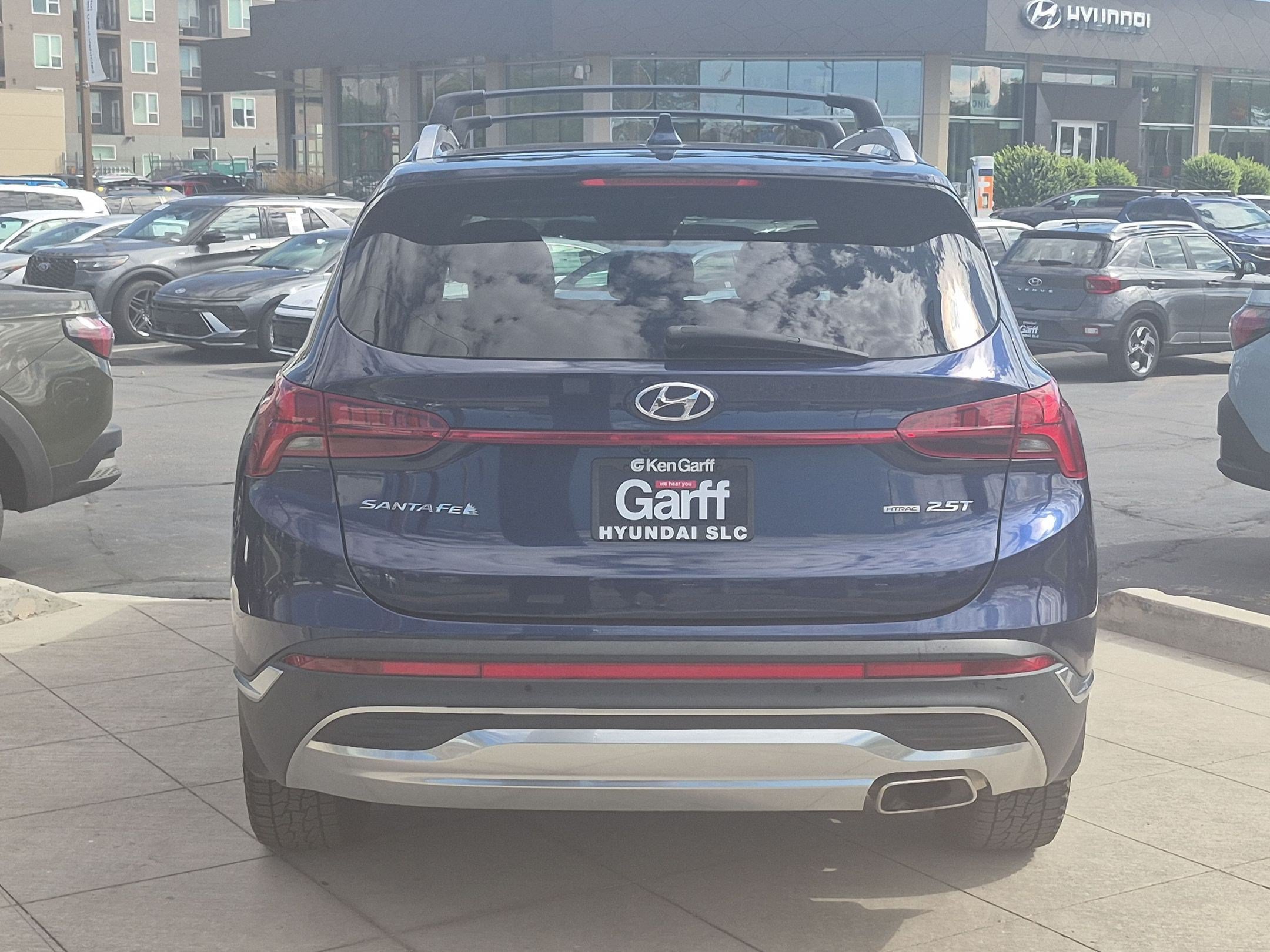 Used 2022 Hyundai Santa Fe Limited AWD/4WD image 5