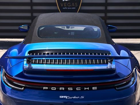 Used 2025 Porsche 911 Turbo S AWD/4WD image 10