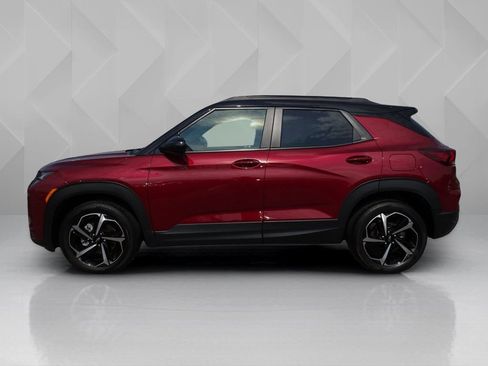 Used 2023 Chevrolet TrailBlazer RS FWD image 2