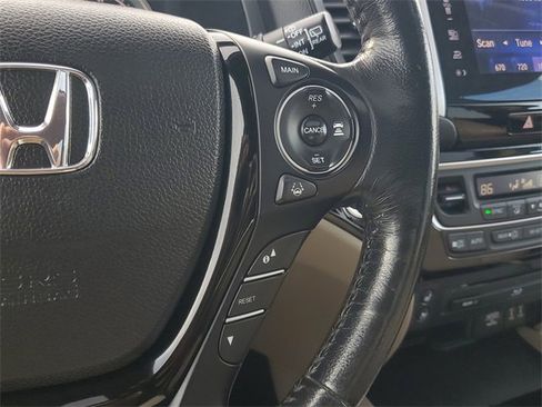 Used 2016 Honda Pilot Elite image 23