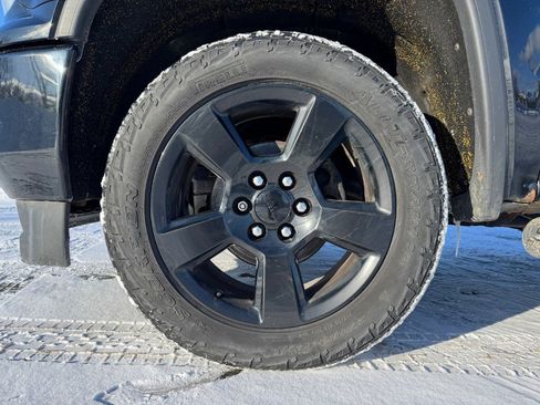 Used 2017 GMC Sierra 1500 4WD Double Cab 143.5 image 13