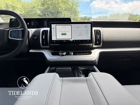 New 2026 Ford Expedition Max Active RWD image 19