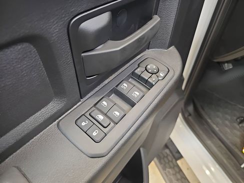 New 2026 RAM 2500 Tradesman AWD/4WD image 11