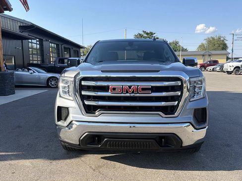 Used 2019 GMC Sierra 1500 SLE w/ SLE Value Package AWD/4WD image 2