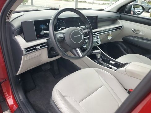 Used 2025 Hyundai Tucson SEL image 21