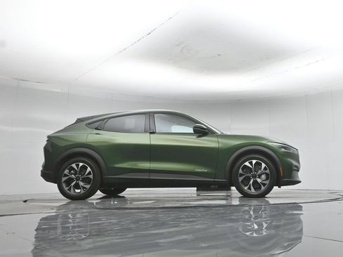 New 2026 Ford Mustang Mach-E Select RWD image 45