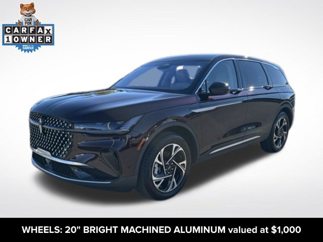 Used 2024 Lincoln Nautilus Premier AWD/4WD image 3