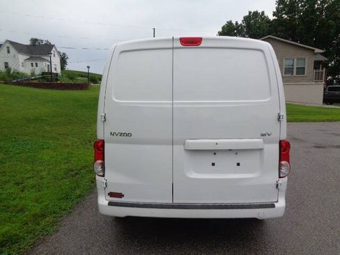 Used 2018 Nissan NV200 SV w/ Navigation Package FWD image 5
