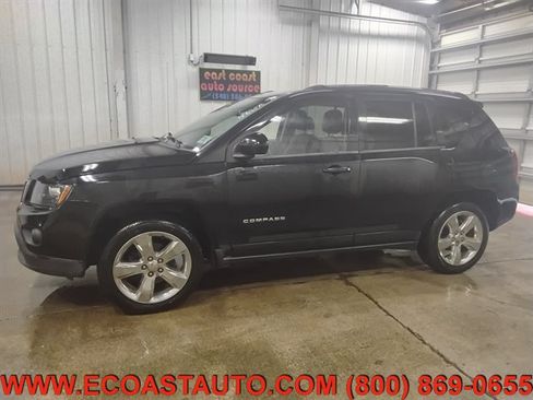 Used 2015 Jeep Compass Latitude AWD/4WD image 5