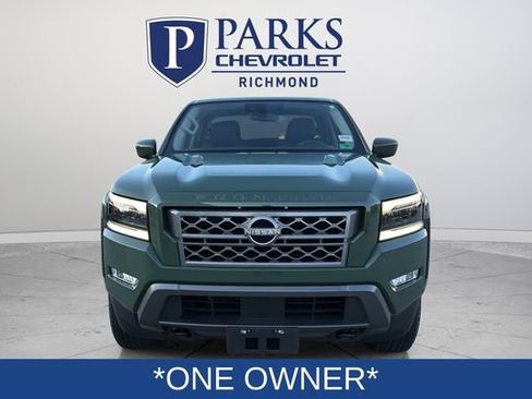 Used 2023 Nissan Frontier SV w/ SV Premium Package AWD/4WD image 2